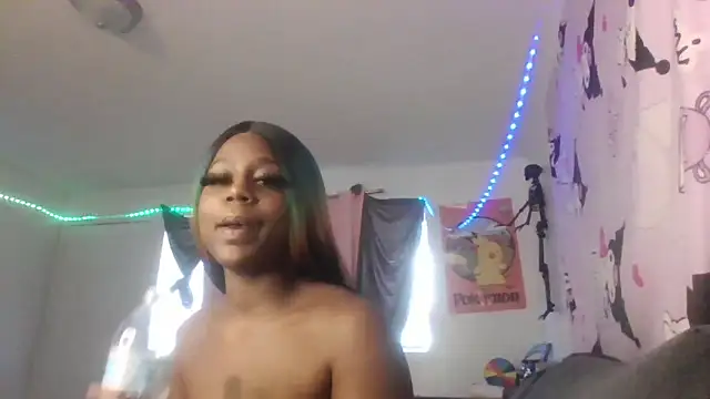 Snapshot of Mistresslucyxxx chatting on 02-04-26, 11:53 Mistresslucyxxx online show from 02-04-26, 11:53