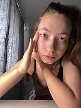 Holy Poly online show from 04-13-26, 05:24