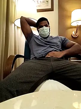 Snapshot of frolicme456 chatting on 11-26-25, 03:02 frolicme456 online show from 11-26-25, 03:02