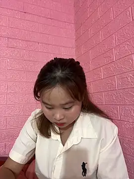 Snapshot of Lina8386 chatting on 12-04-25, 02:54 Lina8386 online show from 12-04-25, 02:54