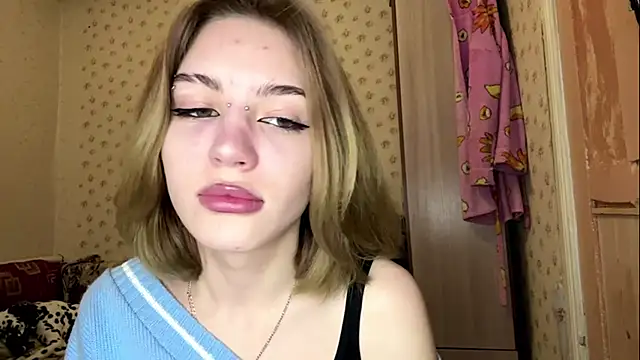 MelaineAytes online show from 11-26-25, 08:26