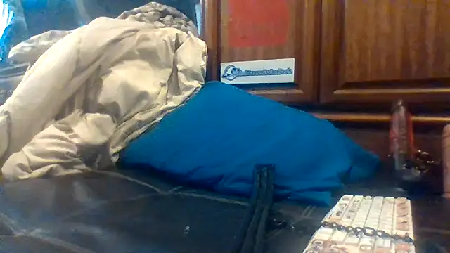Snapshot of dickencidr chatting on 06-07-26, 05:38 dickencidr online show from 06-07-26, 05:38