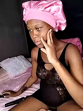 Snapshot of LilPregnantMommyyy chatting on 12-15-25, 02:54 LilPregnantMommyyy online show from 12-15-25, 02:54