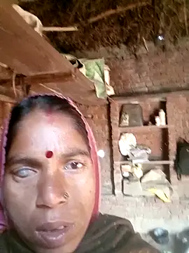 Snapshot of Savina_baby chatting on 12-16-25, 02:38 Savina baby online show from 12-16-25, 02:38