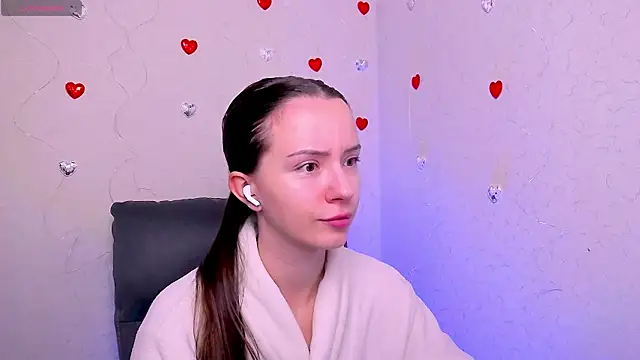 Snapshot of BellaVelure6767 chatting on 06-25-26, 02:22 BellaVelure6767 online show from 06-25-26, 02:22