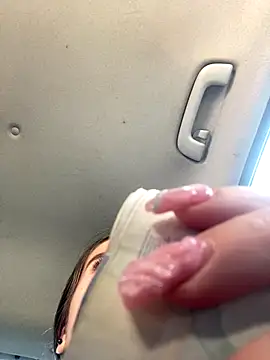 Scarlett Noire outdoors online show from 11-15-25, 07:43