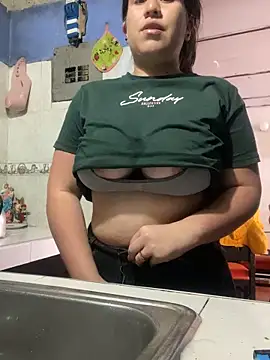 Scarlett Noire outdoors online show from 11-26-25, 07:26