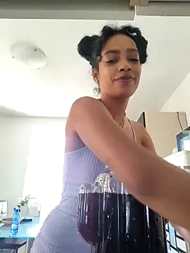 Snapshot of chanell95 chatting on 04-30-26, 02:23 chanell95 online show from 04-30-26, 02:23