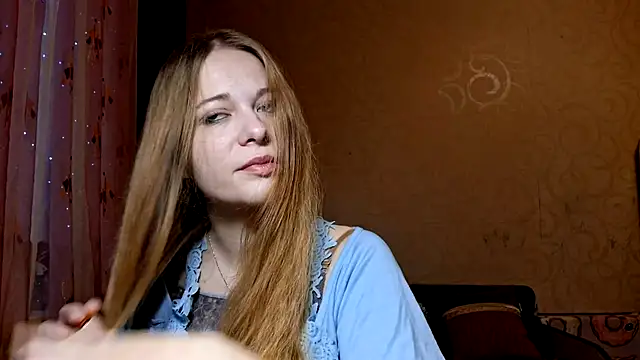 Snapshot of RomonaBustad chatting on 12-05-25, 06:11 RomonaBustad online show from 12-05-25, 06:11