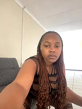 Snapshot of SexyDarkCandy chatting on 11-19-25, 07:41 SexyDarkCandy online show from 11-19-25, 07:41