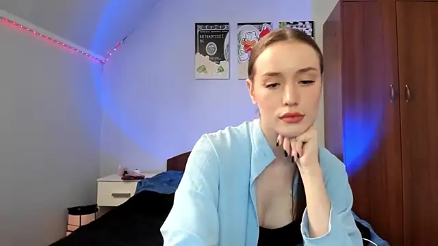 tinyglow online show from 01-07-26, 07:00