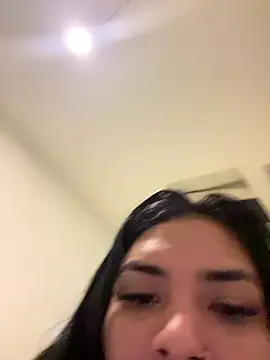 Snapshot of lizmy chatting on 01-14-26, 04:40 lizmy online show from 01-14-26, 04:40