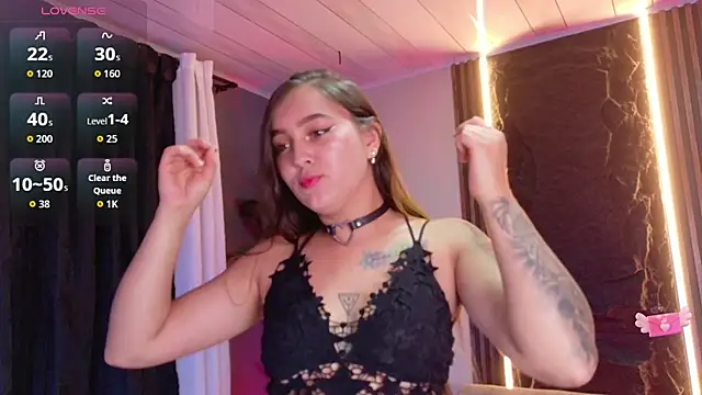 Snapshot of _ivone chatting on 11-28-25, 08:22 ivone online show from 11-28-25, 08:22