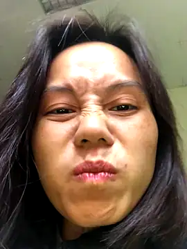 Snapshot of Trangbabylove chatting on 11-22-25, 09:14 Trangbabylove online show from 11-22-25, 09:14