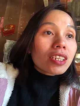 Snapshot of Trangbabylove chatting on 11-29-25, 02:47 Trangbabylove online show from 11-29-25, 02:47