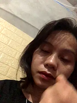 Snapshot of Trangbabylove chatting on 12-16-25, 12:48 Trangbabylove online show from 12-16-25, 12:48