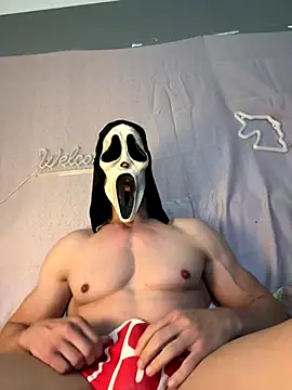 Luna MaskedMan online show from 11-19-25, 12:10
