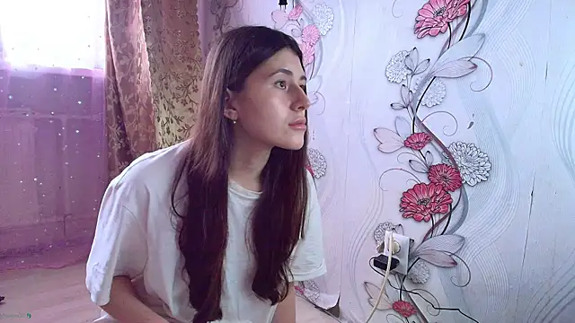 Snapshot of KristinaScott chatting on 11-29-25, 08:28 KristinaScott online show from 11-29-25, 08:28