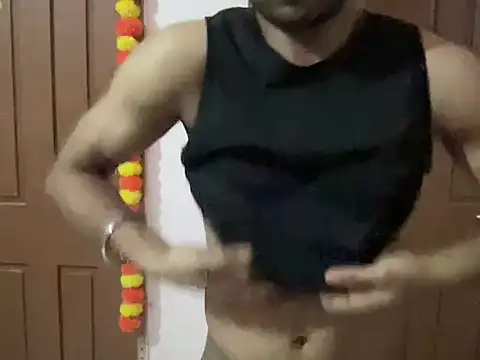 Snapshot of sexy_rowdy chatting on 11-17-25, 07:52 sexy rowdy online show from 11-17-25, 07:52