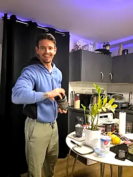 Mystery Mark online show from 04-12-26, 07:41