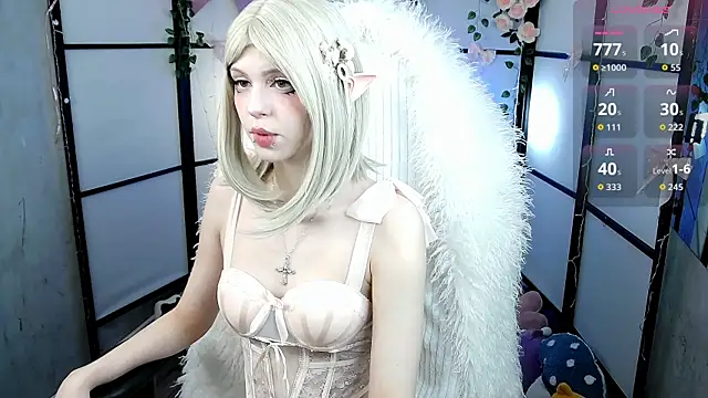 Snapshot of Aluwe_Say chatting on 01-06-26, 09:39 Aluwe Say online show from 01-06-26, 09:39