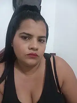 Snapshot of _QueenSofia_ chatting on 12-01-25, 02:05 QueenSofia online show from 12-01-25, 02:05