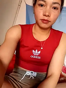 Snapshot of _Su-Su_ chatting on 12-02-25, 07:03 Su-Su online show from 12-02-25, 07:03