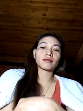 Snapshot of _Su-Su_ chatting on 12-05-25, 08:38 Su-Su online show from 12-05-25, 08:38