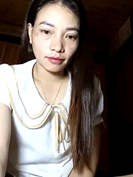 Snapshot of _Su-Su_ chatting on 12-14-25, 10:14 Su-Su online show from 12-14-25, 10:14