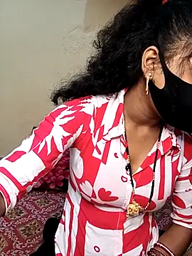 Desi Hot Queen online show from 12-22-25, 05:15