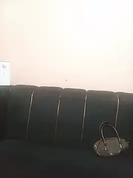 StormzyLeila online show from 05-19-26, 03:57