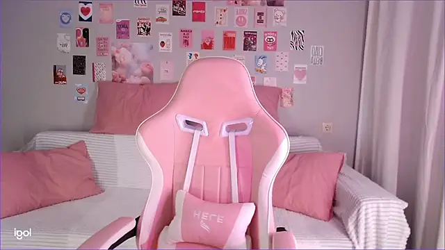 Lexi Bottom online show from 03-11-26, 02:17