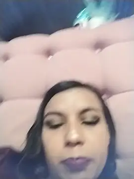 Snapshot of cattia_11 chatting on 11-23-25, 05:07 cattia 11 online show from 11-23-25, 05:07