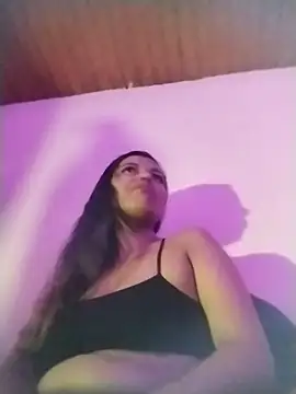 Snapshot of cattia_11 chatting on 11-25-25, 12:32 cattia 11 online show from 11-25-25, 12:32