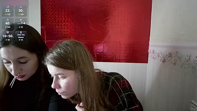 Snapshot of AzumiWenius chatting on 12-05-25, 09:00 AzumiWenius online show from 12-05-25, 09:00