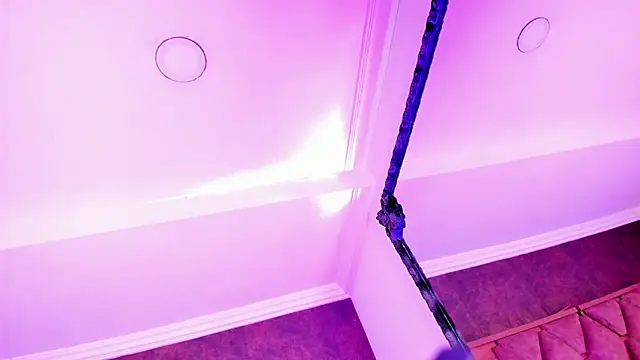 Snapshot of VictoriaSaenz1_ chatting on 11-20-25, 05:40 VictoriaSaenz1 online show from 11-20-25, 05:40