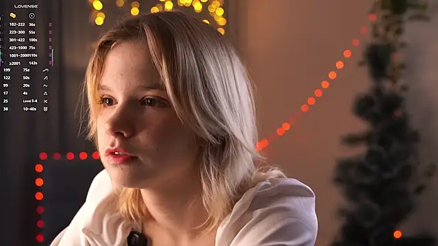 PhillisEsplin online show from 12-22-25, 07:00