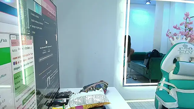 Snapshot of Gemma_bellini chatting on 12-04-25, 07:33 Gemma bellini online show from 12-04-25, 07:33