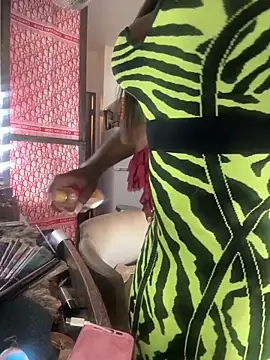 Motherbigbus online show from 03-24-26, 11:43