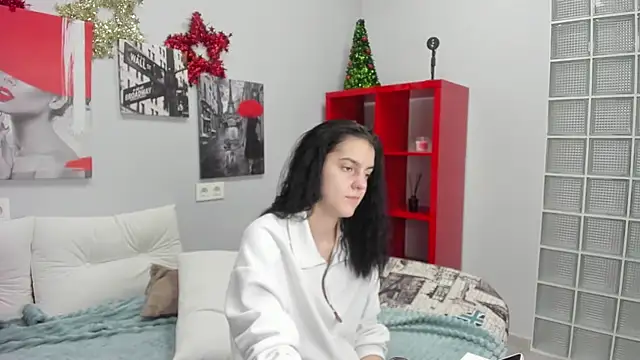 Snapshot of Lovely_Audrey chatting on 12-14-25, 01:16 Lovely Audrey online show from 12-14-25, 01:16