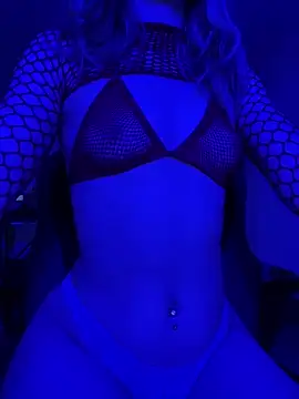 NoyaXO online show from 11-18-25, 02:54