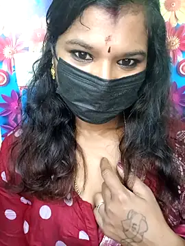 Snapshot of Premalatha_28 chatting on 12-03-25, 06:17 Premalatha 28 online show from 12-03-25, 06:17