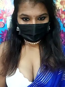 Snapshot of Premalatha_28 chatting on 01-08-26, 06:48 Premalatha 28 online show from 01-08-26, 06:48