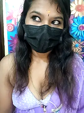 Snapshot of Premalatha_28 chatting on 01-12-26, 05:29 Premalatha 28 online show from 01-12-26, 05:29