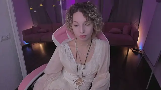 Snapshot of Mary_Wohlberg chatting on 11-27-25, 05:31 Mary Wohlberg online show from 11-27-25, 05:31