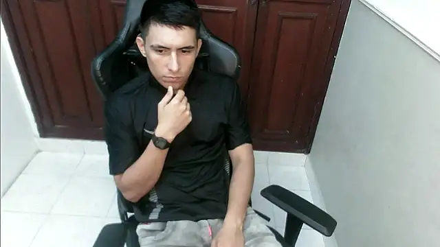 dannyt hot online show from 11-25-25, 03:06