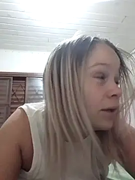 Snapshot of minagostosa123 chatting on 12-23-25, 12:41 minagostosa123 online show from 12-23-25, 12:41