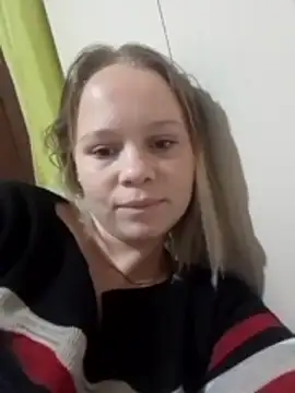 Snapshot of minagostosa123 chatting on 03-10-26, 12:04 minagostosa123 online show from 03-10-26, 12:04