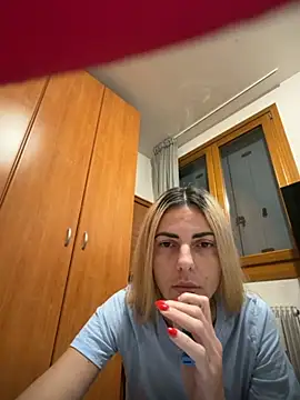 feliciafelon online show from 12-05-25, 08:27