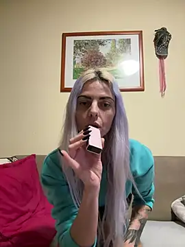 feliciafelon online show from 04-23-26, 12:23